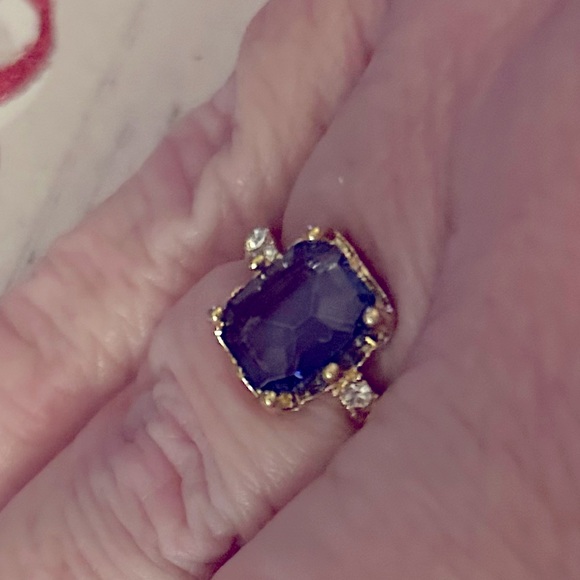 ♥️Ring Emerald Cut Center,Blue stone,White rounds SEMI PRECIOUS STONES,18KTSTS - Picture 1 of 9